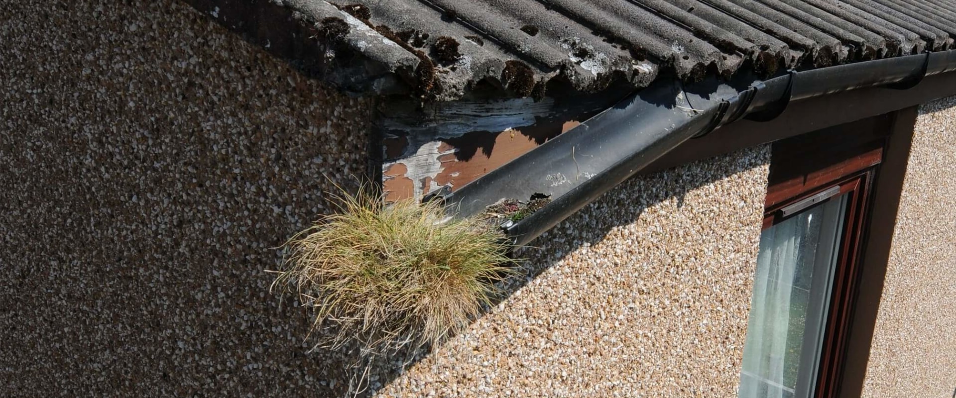 How many years should gutters last?